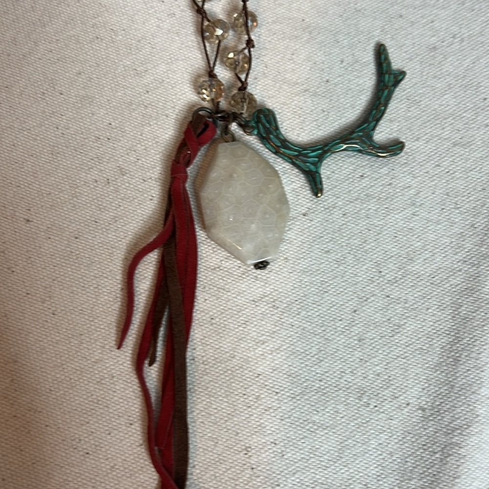 🛍️ 4 for $25 Boho Beaded Necklace with Sea Green Antler Charm & Suede Tassels - Picture 5 of 6